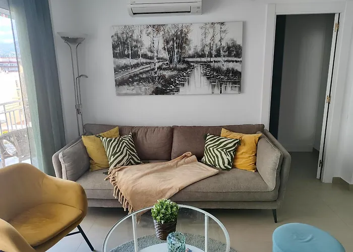 Edf. Delfin 6º7 * נרחה