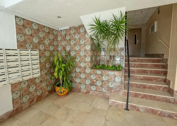 Edf. Delfin 6º7 Нерха